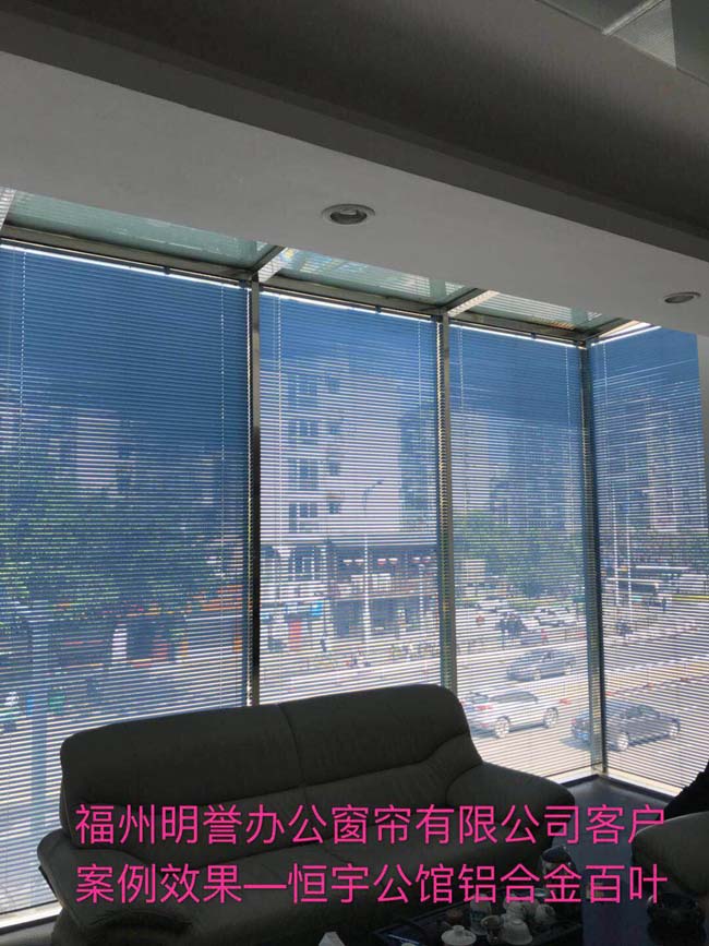 ���ݺ�������Ͻ��ҶЧ��ͼ